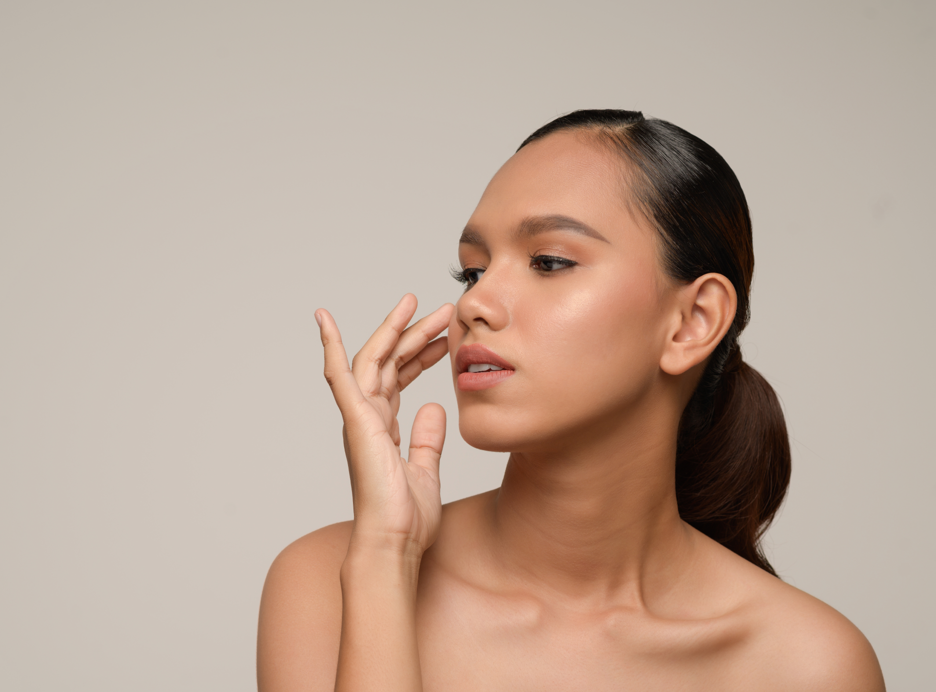 How Can I Choose the Right Plastic Surgeon for Rhinoplasty