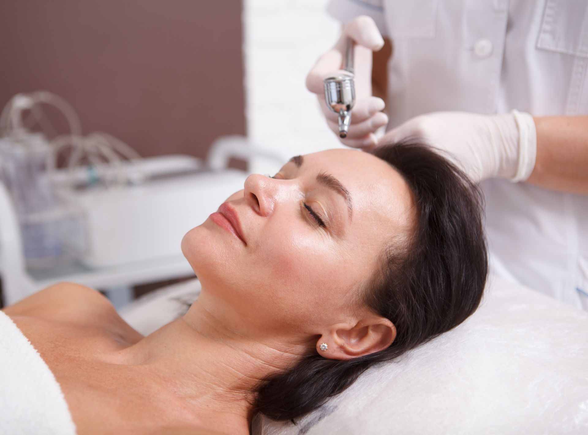 7 Amazing Benefits of Hydrafacial - Perfect Doctors Clinic