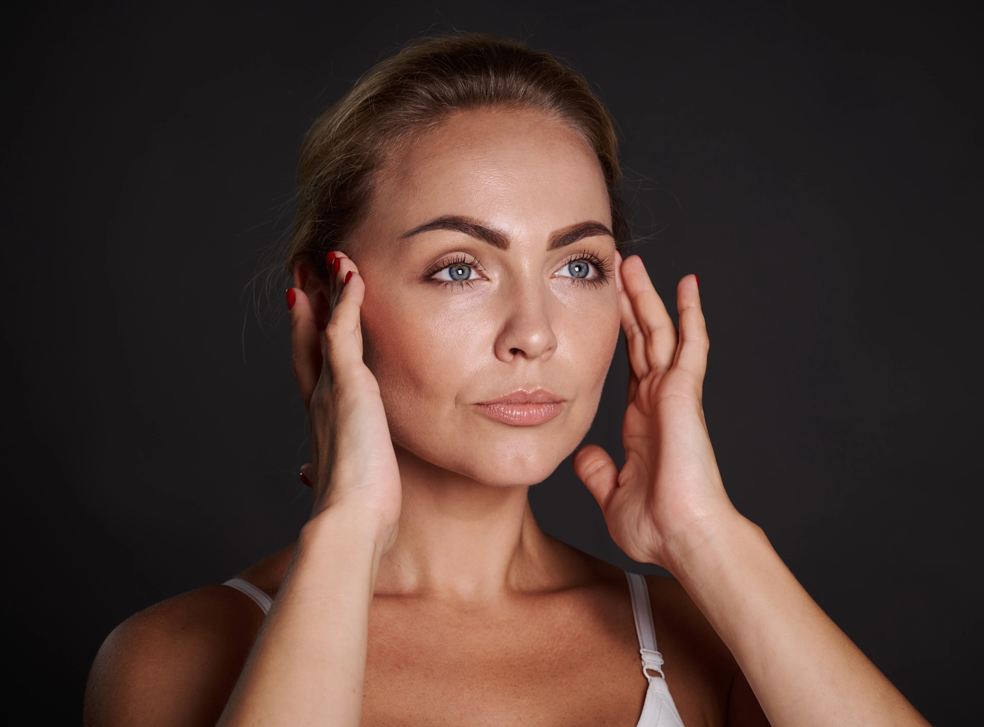 Plastic Surgeon Dr. Perfect Celebrity Answers Faqs About Neck Lifts and Facelifts